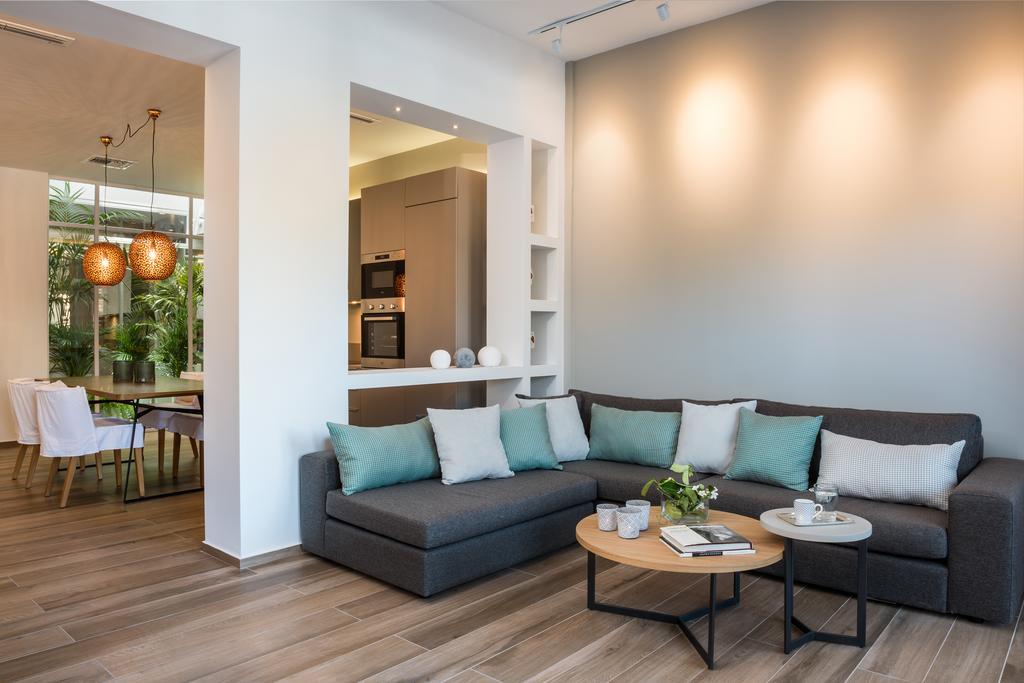 Apartament No17 Pireos Street
